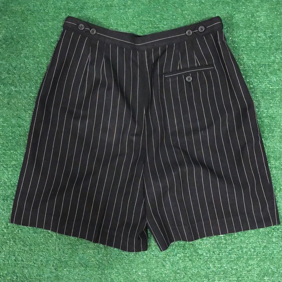 Liz Claiborne Lizgolf Shorts - Picture 4 of 6
